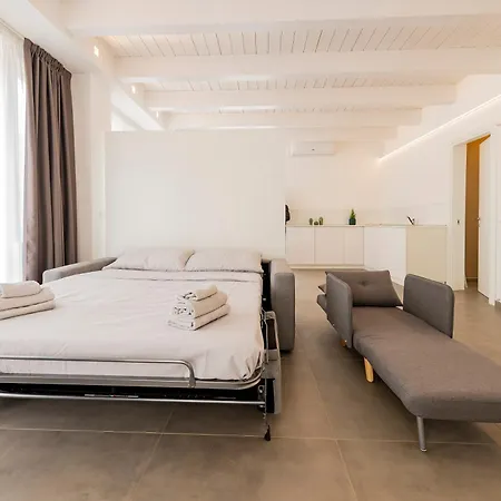 And Modern With Terrace! Apartment Pescara
