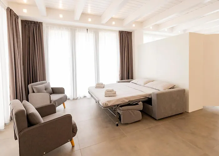 Apartament Guesthost - And Modern With Terrace! Pescara