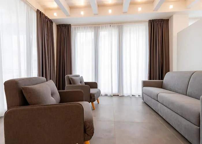 Guesthost - And Modern With Terrace! Apartament *